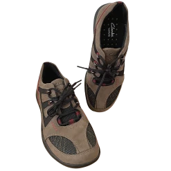 Clarks® Wave Hiking Shoe Men's Size 9