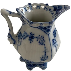 ROYAL COPENHAGEN Fluted Full Lace Made In Denmark 3" Pitcher -Curriculum & Resources shop 3345978925