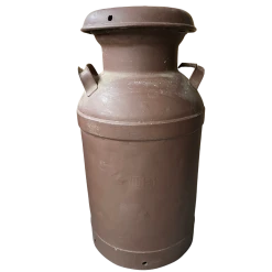 Metal Vintage Large Dairy Milk Can Presumed "Swift"